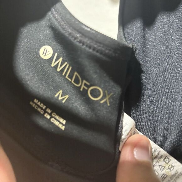 Wildfox Isabella racerback Sports Bra black Shiny Size Medium Athletic - Picture 7 of 8